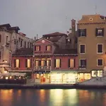Canal & Walter Otel 3*