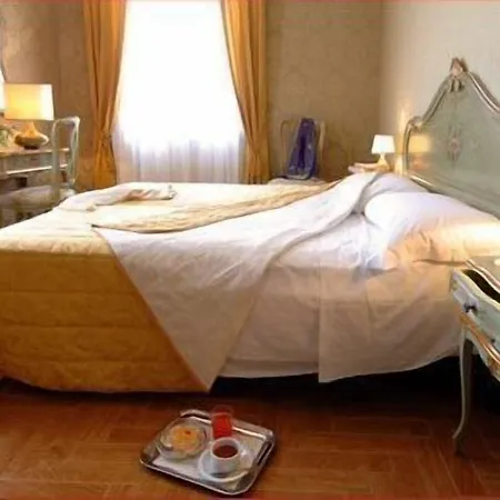 Canal & Walter Hotel Venedig