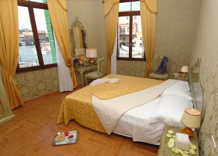 Canal & Walter Hotell