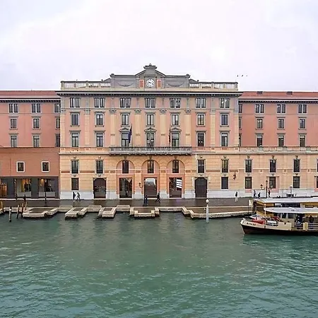 Canal & Walter Szálloda Velence