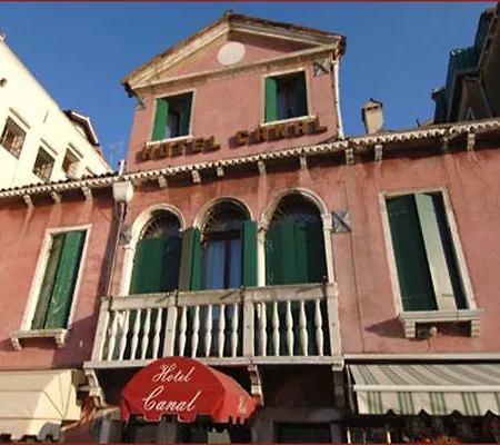 Otel Canal & Walter 3*