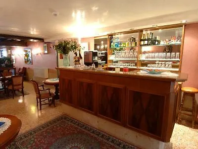 运河及沃尔特酒店 威尼斯