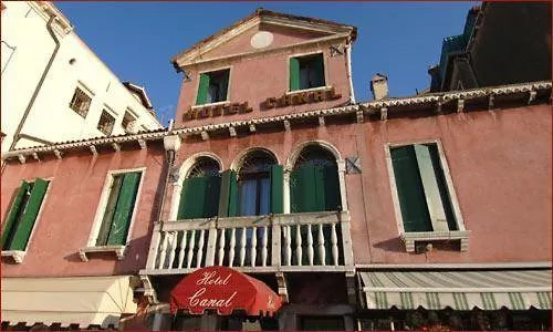 Canal & Walter Hotel 3*